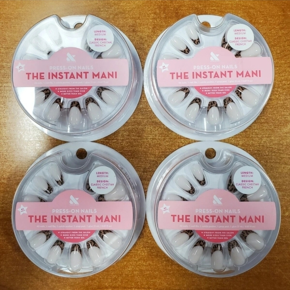 NWT Oive And June Press On Nails Classic French Cheetah Print Bundle Of 4